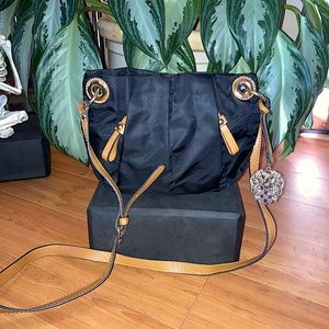 Vince Camuto Black and Tan leather Adjustable Strap Crossbody Bag